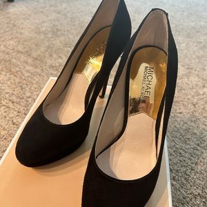 Michael Kors Black Suede Stiletto Pumps. Worn only once. Size 7.